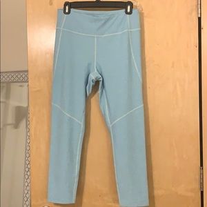 Outdoor Voices 3/4 Warmup Legging